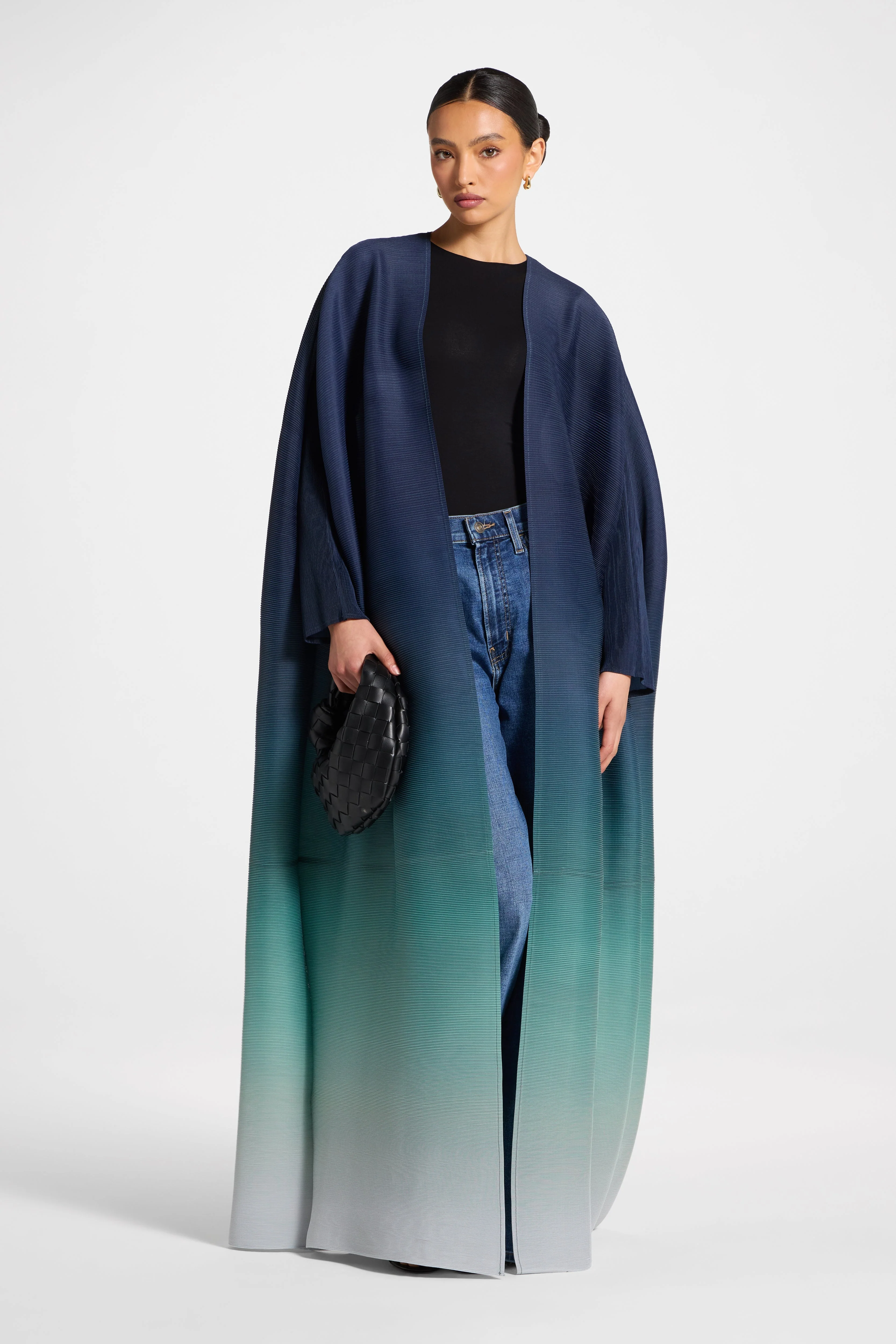 Ombre Pleated Open Abaya - Rainforest Mist - Image 4
