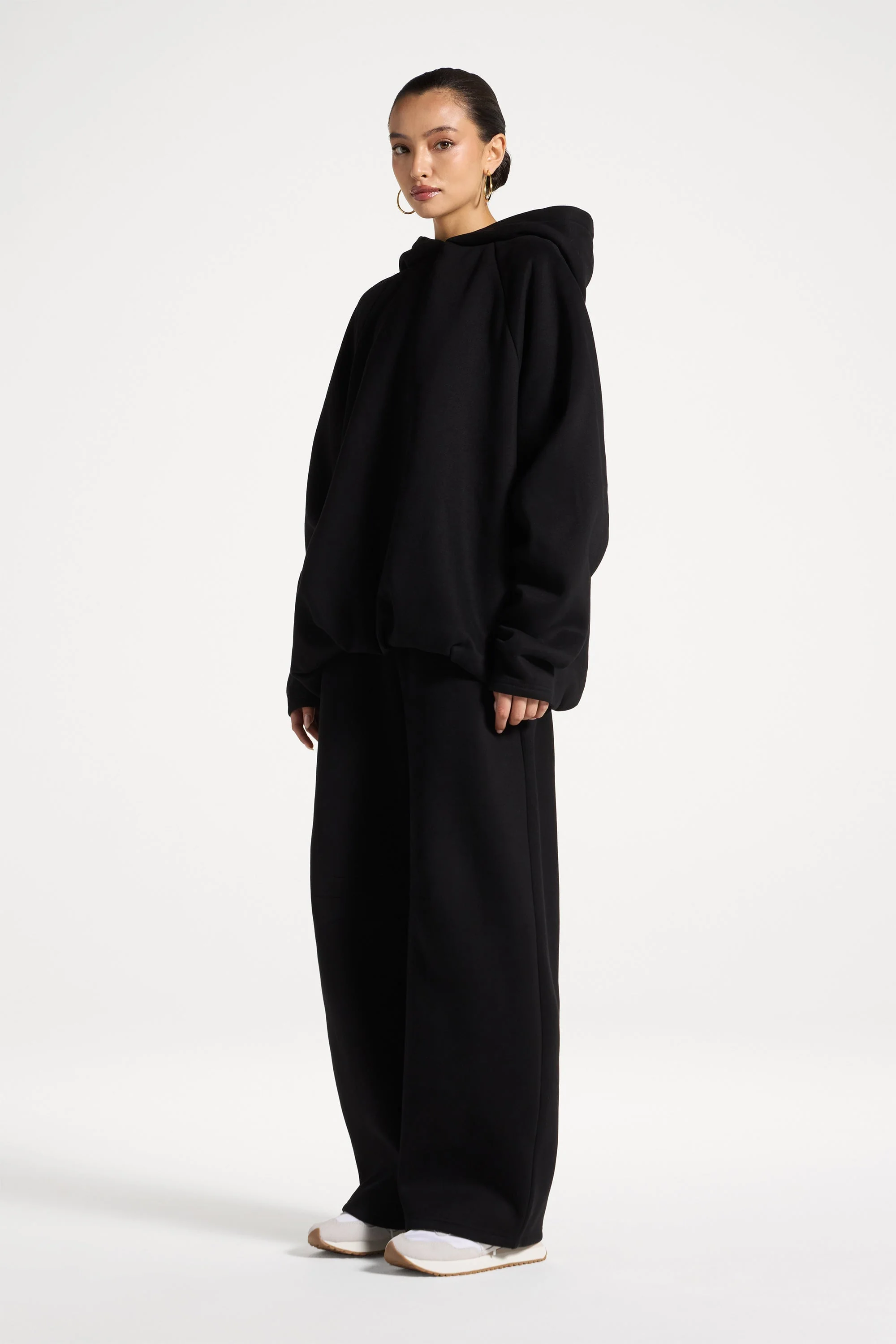 Pleated Lounge Top & Pants Set - Black - Image 4