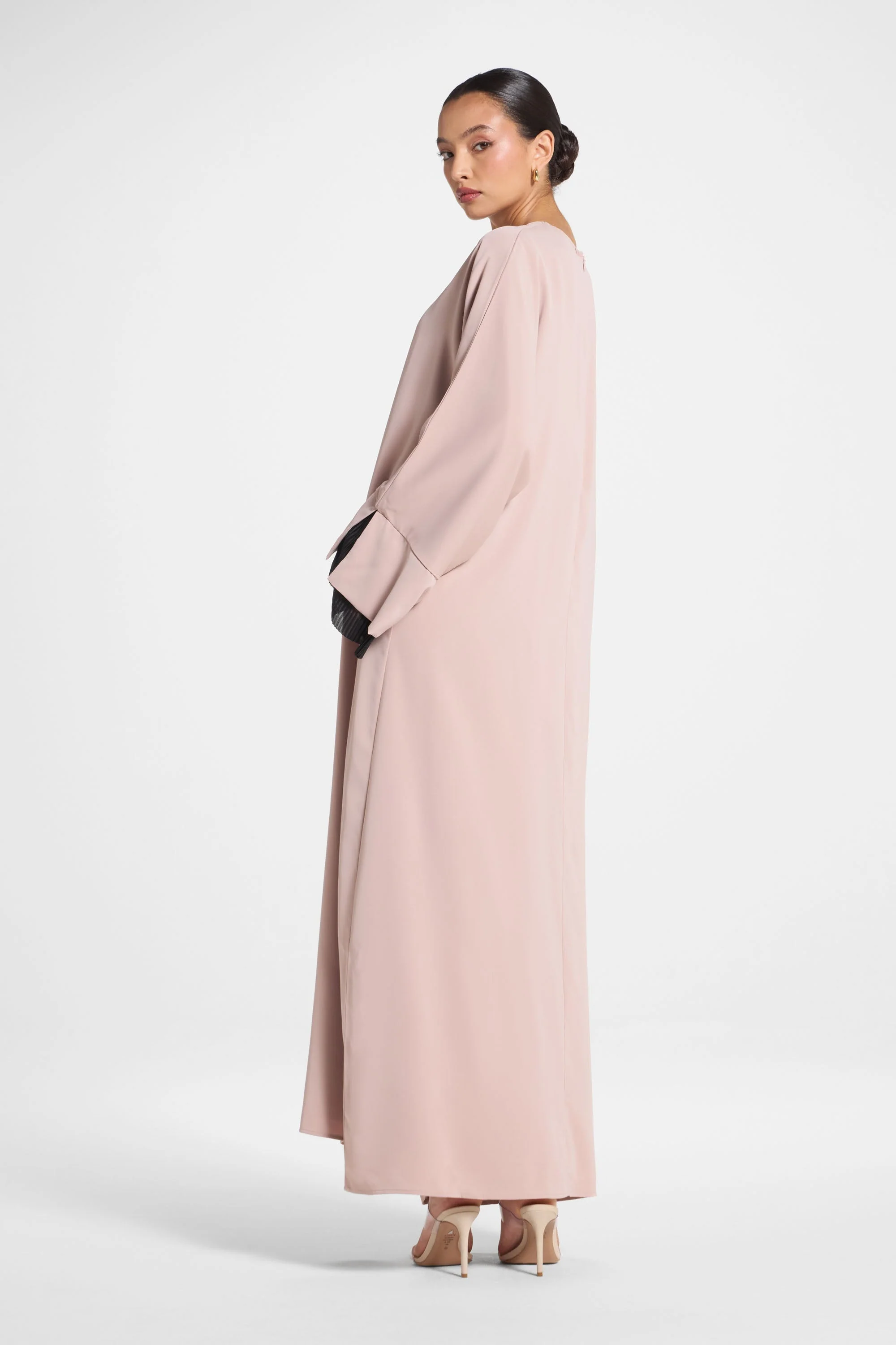 Plisse Sleeve Abaya - Mink - Image 5