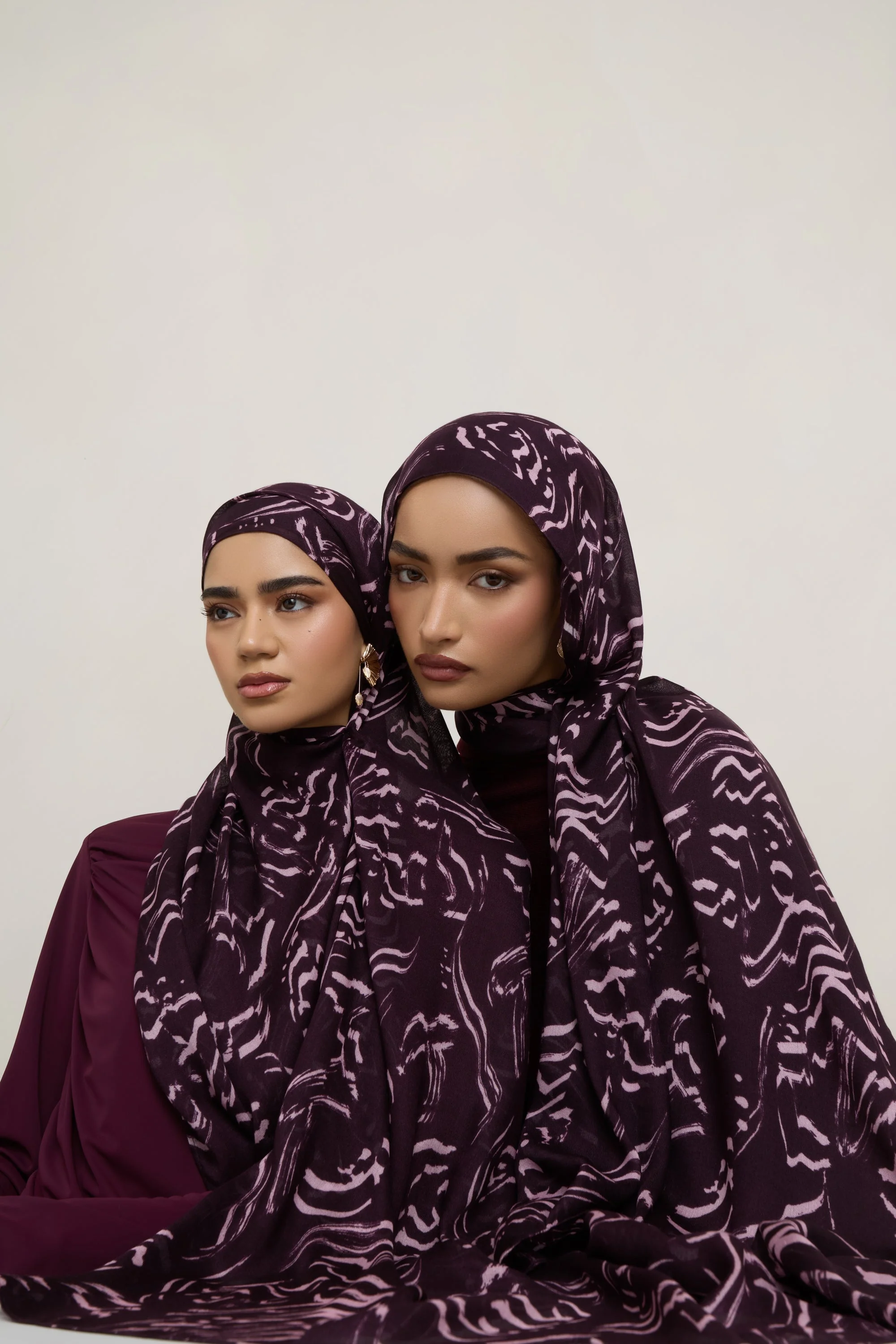 Printed Modal Hijab - Abstract Plum - Image 8