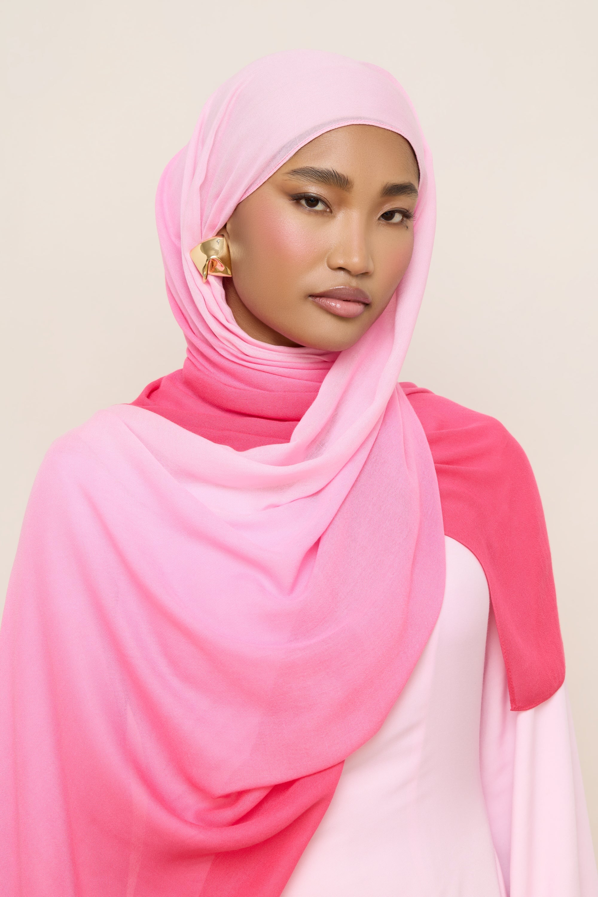Ombre Modal Hijab - Coral - Image 3