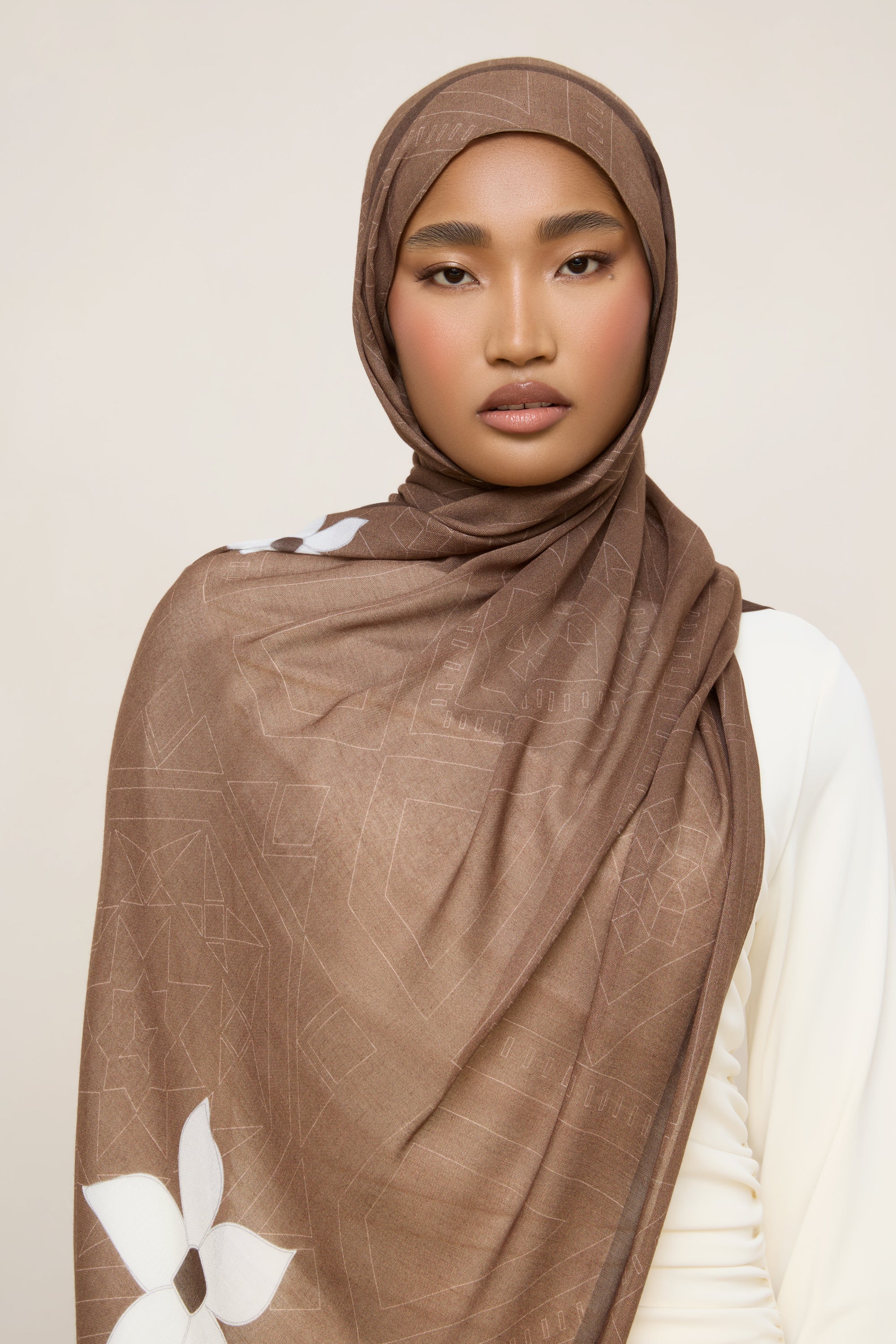 Printed Modal Hijab - Damascene - Image 4