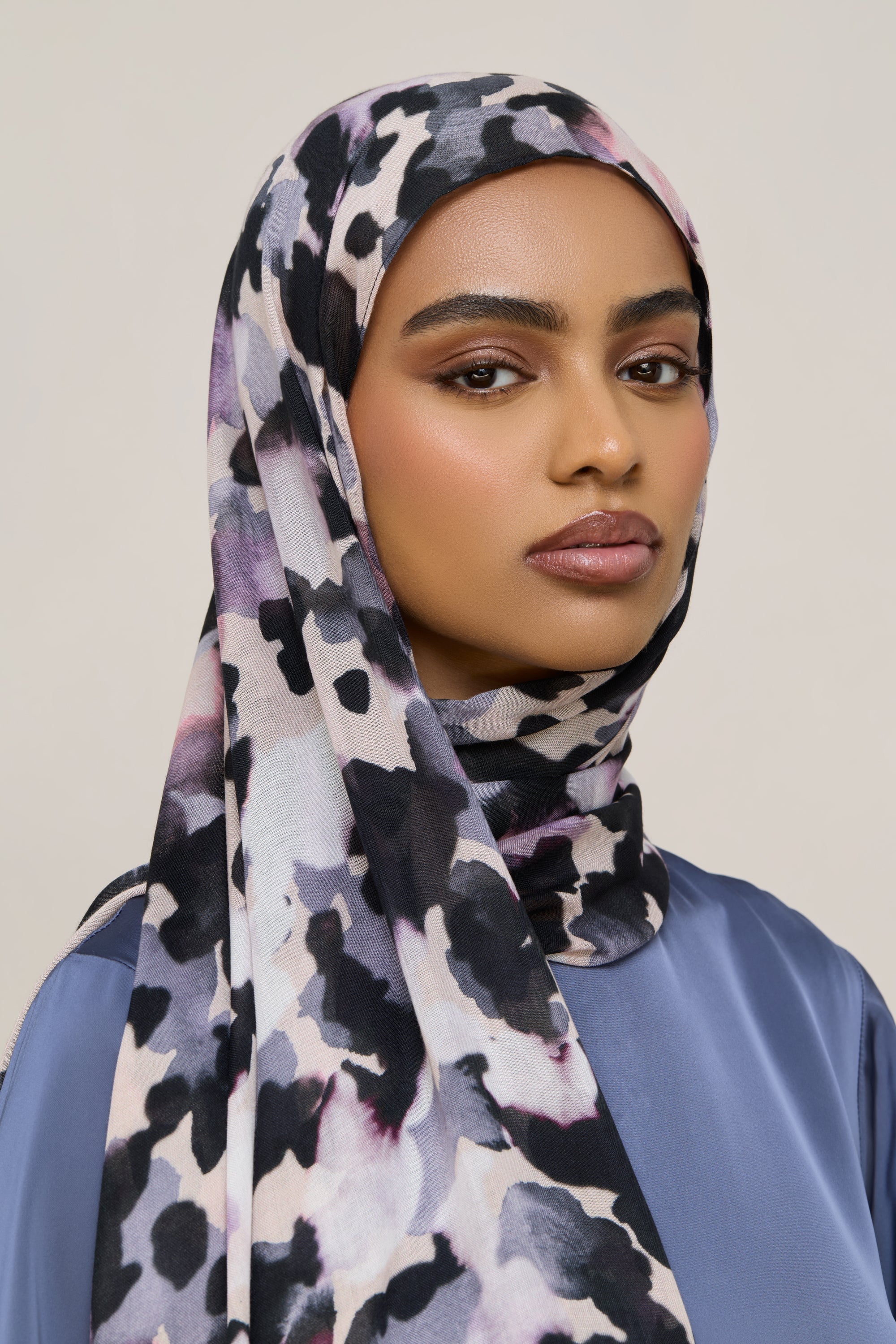 Printed Modal Hijab - Lilac Spots - Image 2
