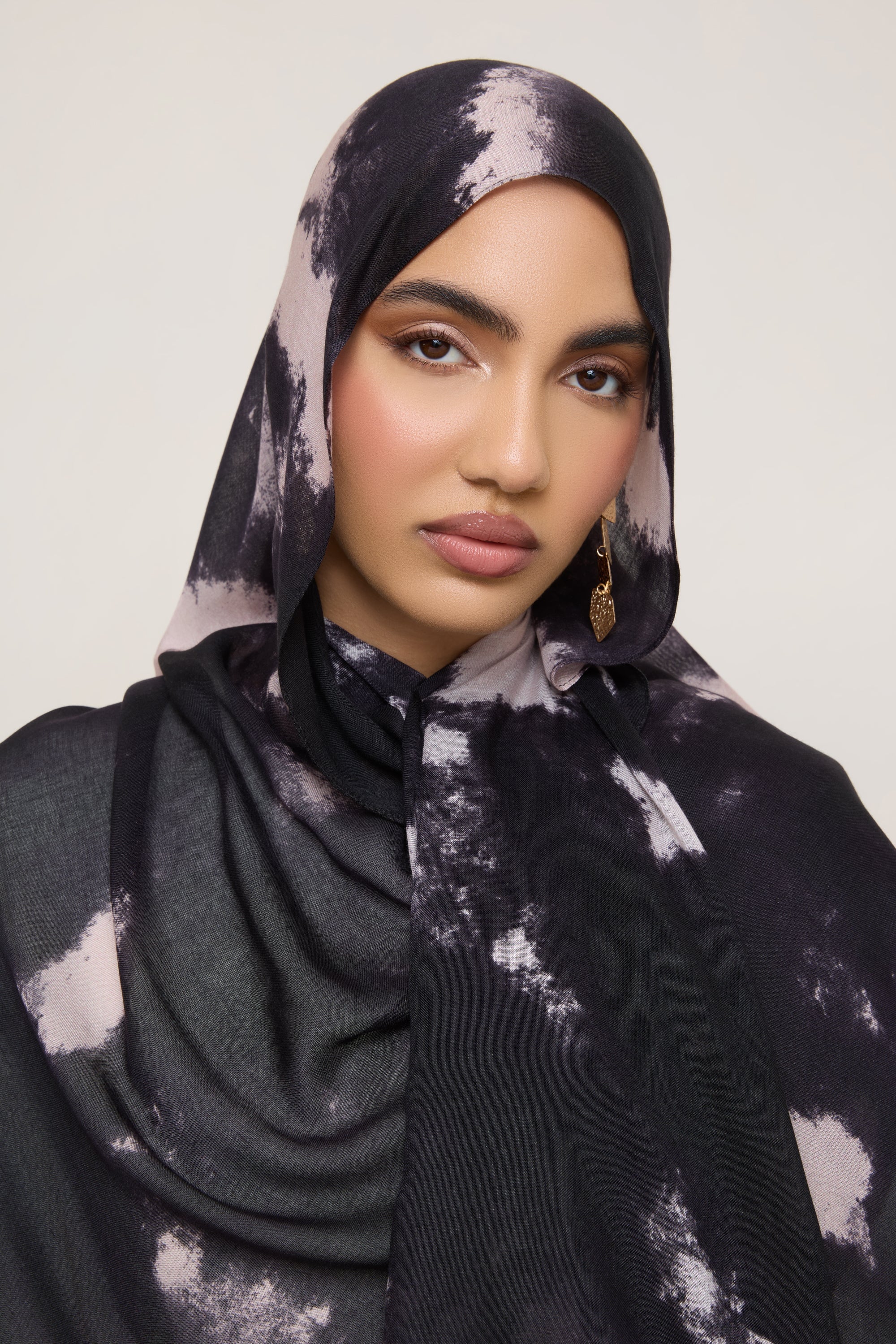 Printed Modal Hijab - Meteor Shower - Image 2