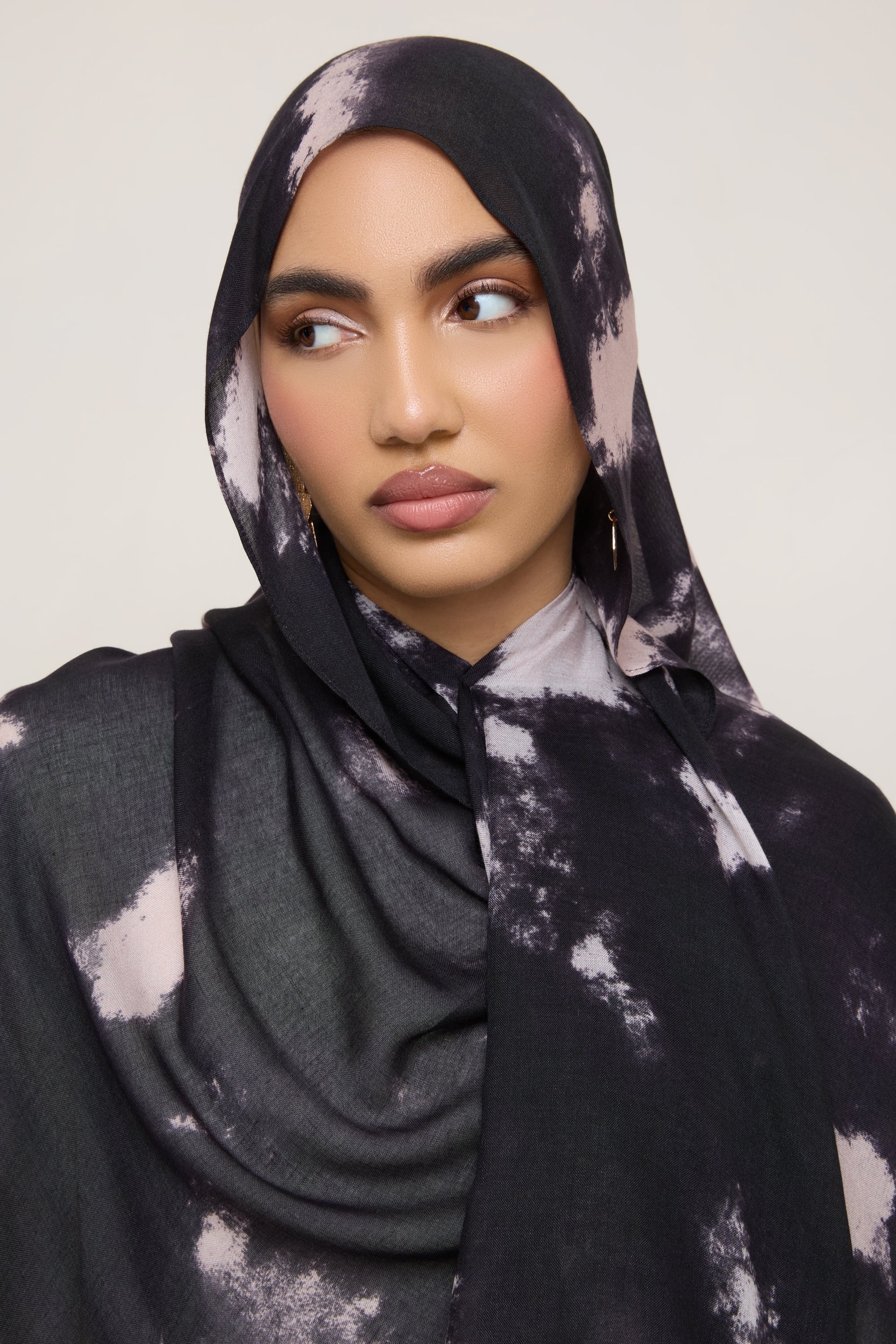 Printed Modal Hijab - Meteor Shower - Image 4