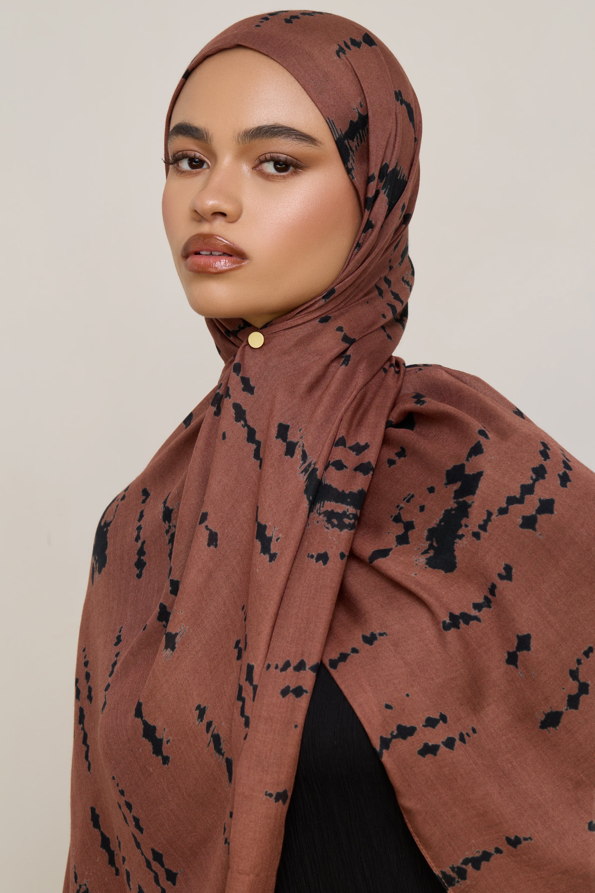 Printed Modal Hijab - Noir Speckles - Image 2