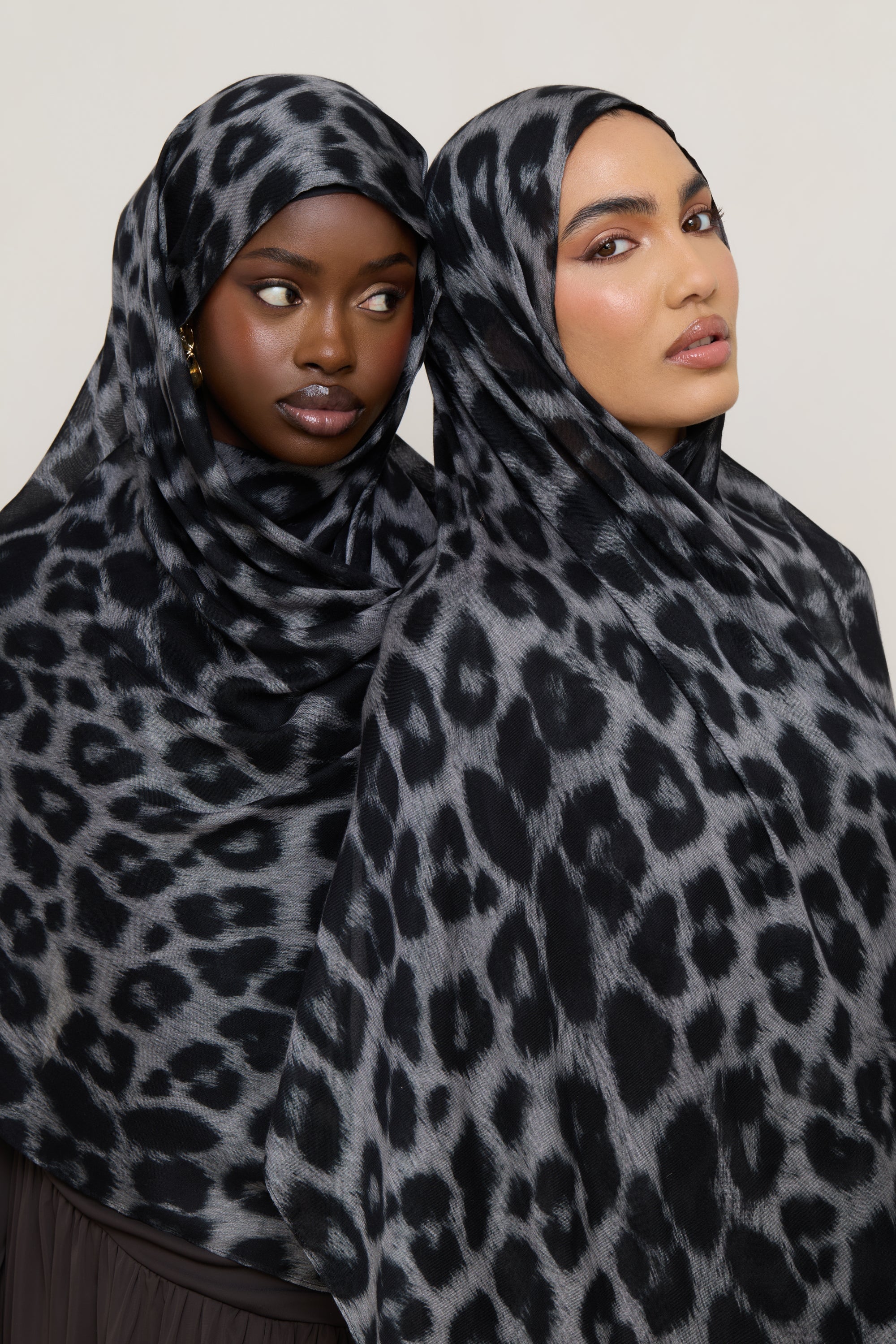 Printed Modal Hijab - Snow Leopard - Image 2