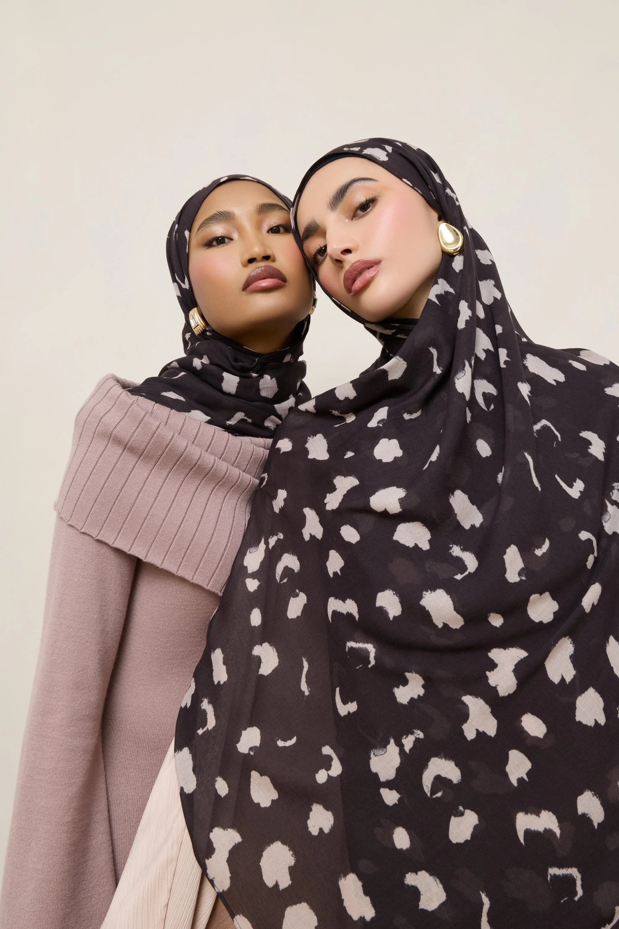Printed Modal Hijab - Velvet Cocoa - Image 5