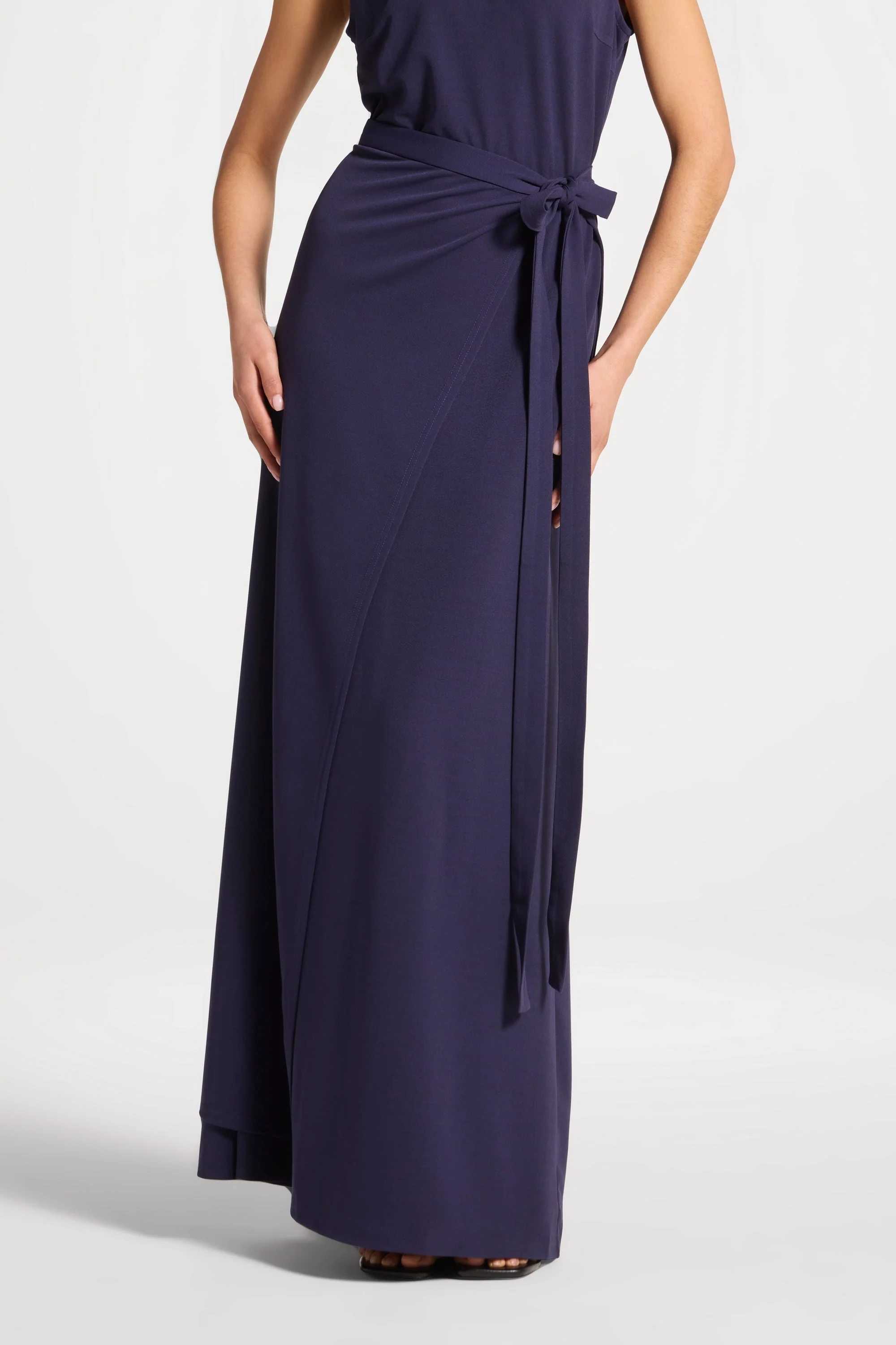 Signature Stretch 3 Piece Abaya & Dress Set - Future Dusk - Image 11