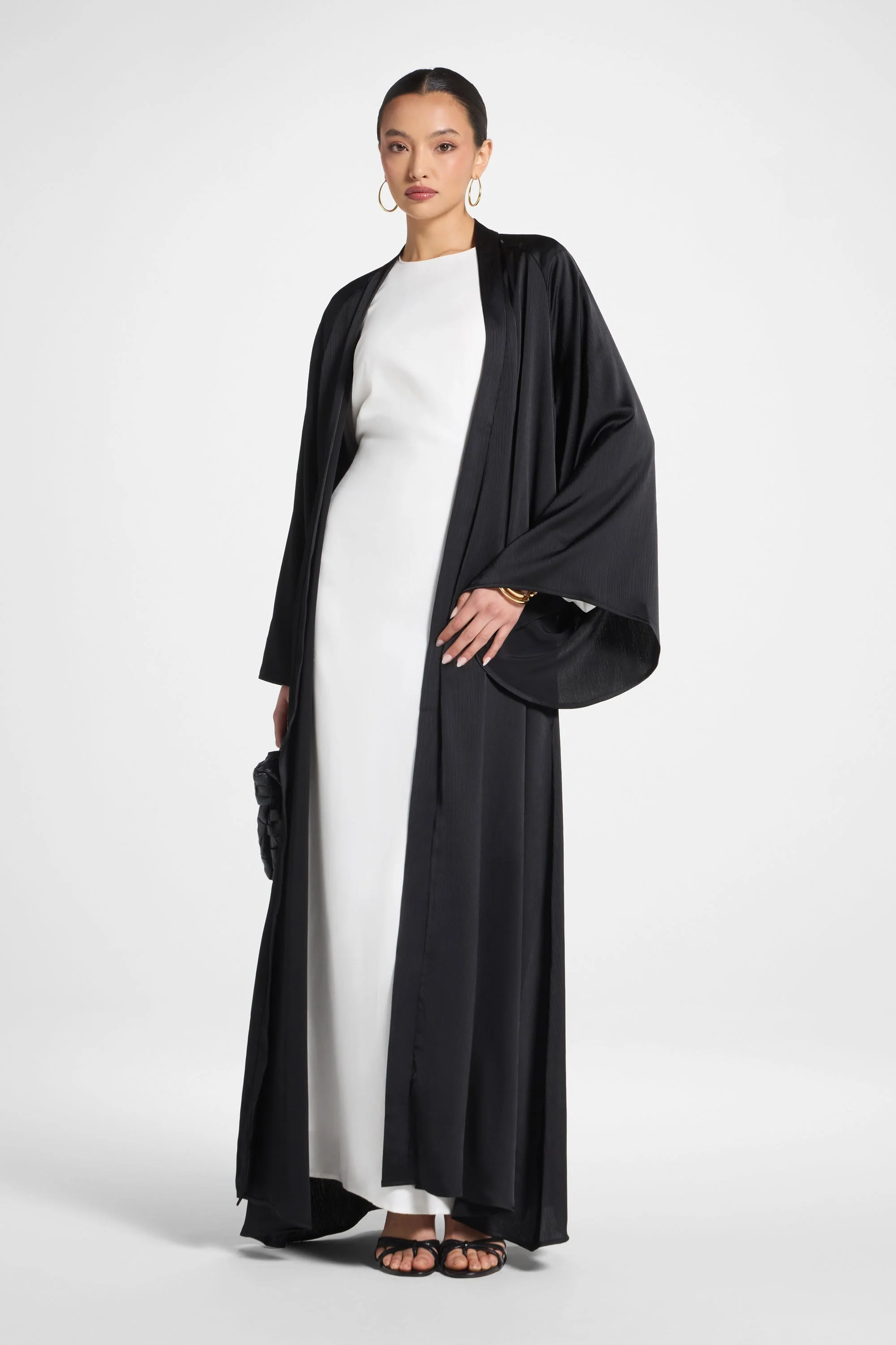 Sabeen Open Abaya - Black - Image 2