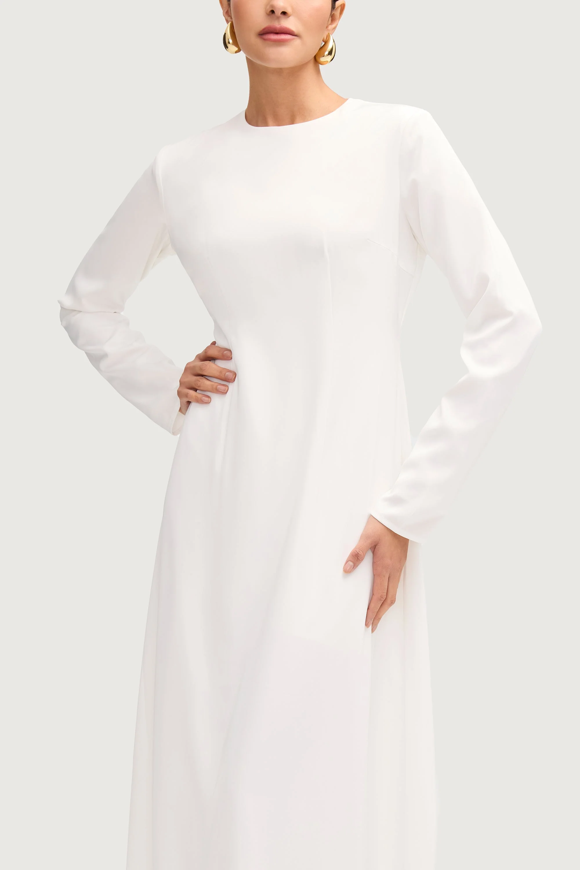 Safaa Two Piece Dress & Abaya Set - White - Image 10