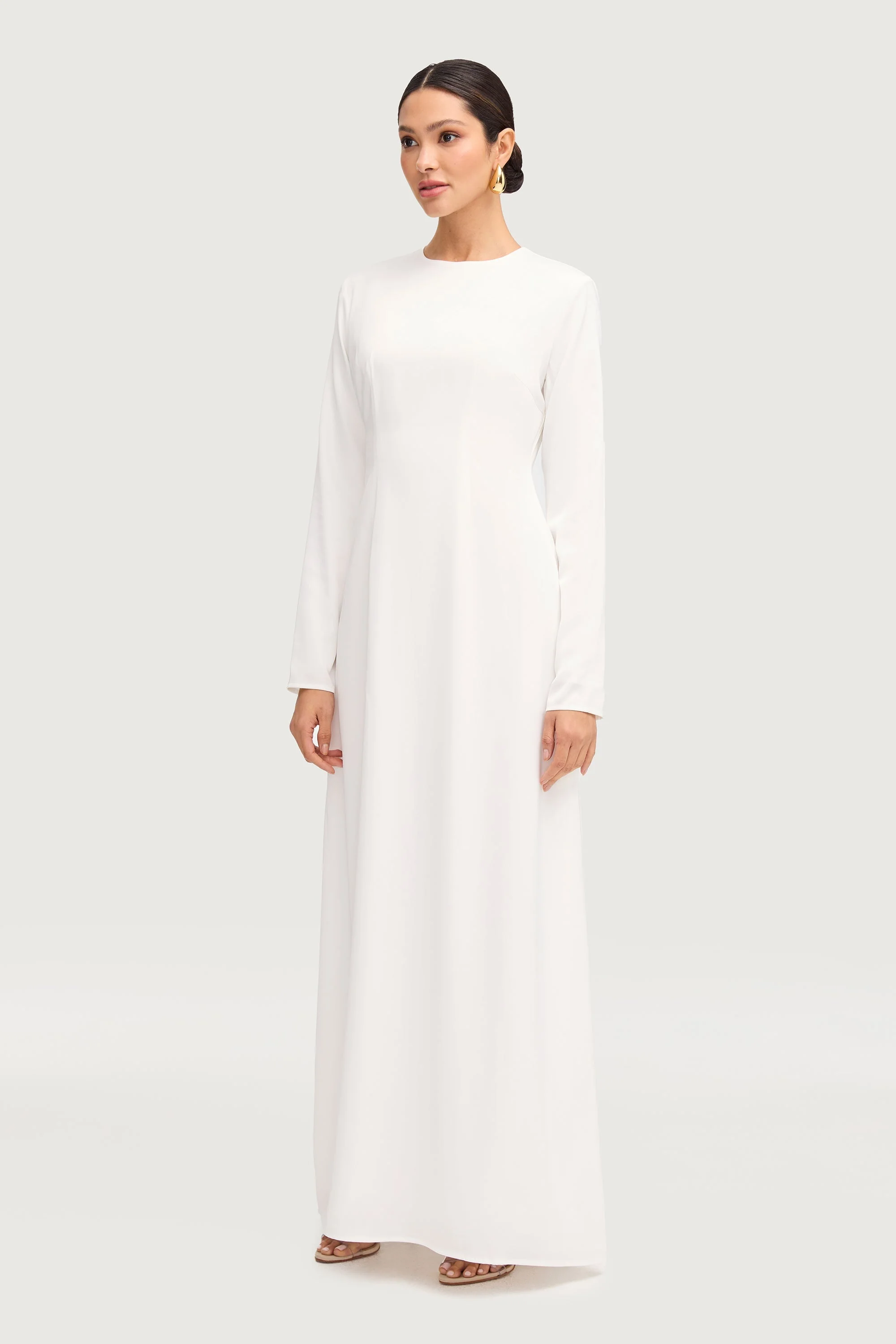 Safaa Two Piece Dress & Abaya Set - White - Image 8
