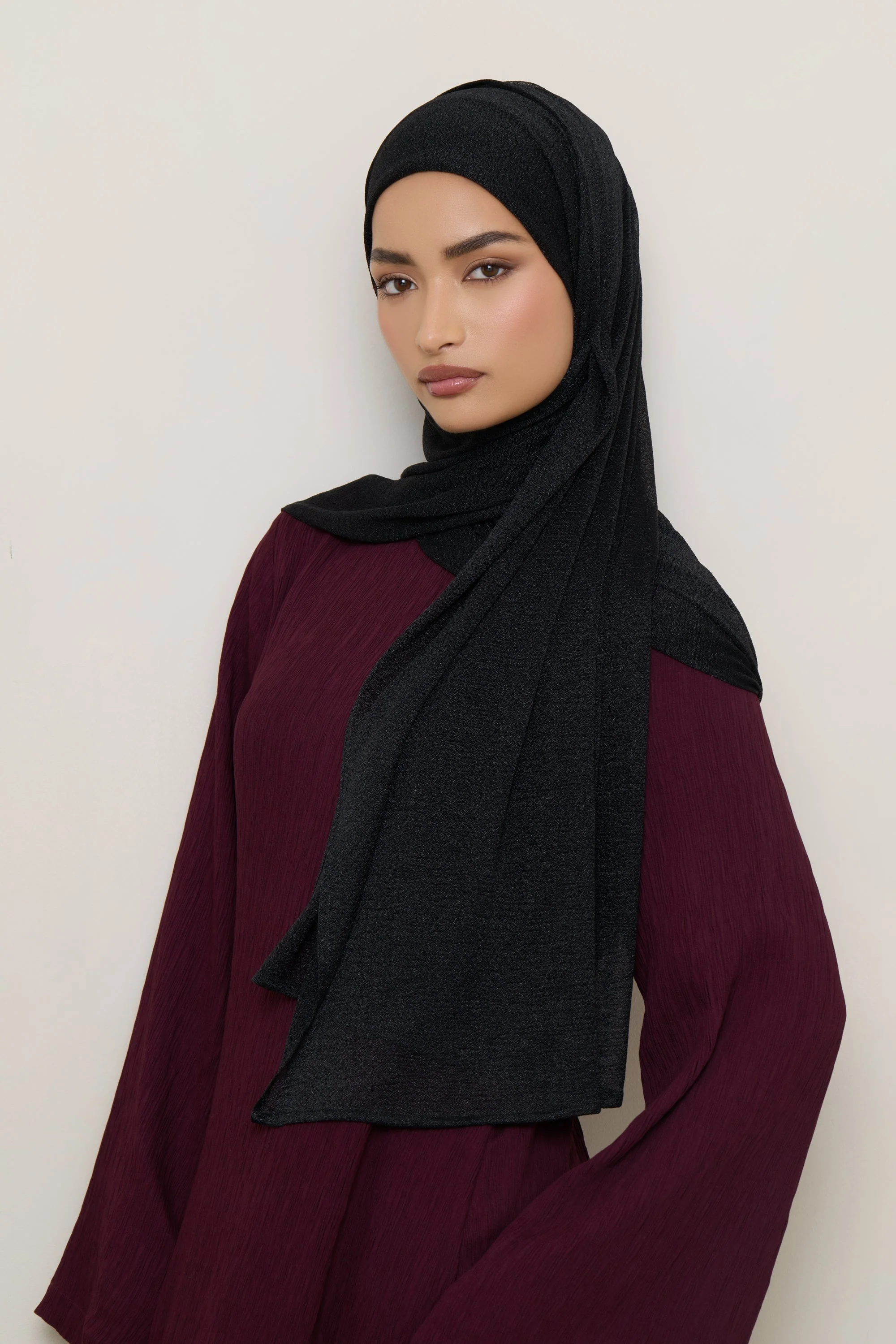 Shimmer Stretch Hijab - Black - Image 4
