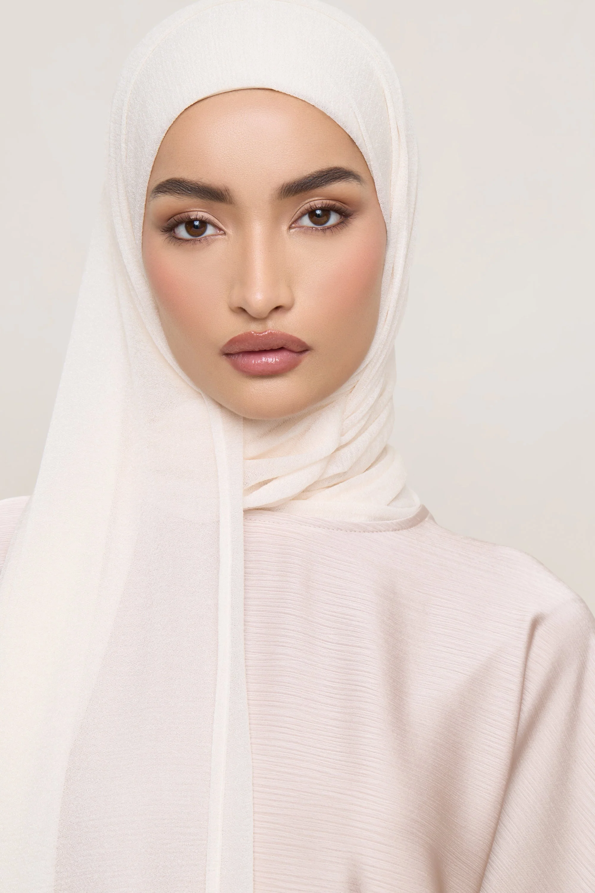 Shimmer Stretch Hijab - Vanilla
