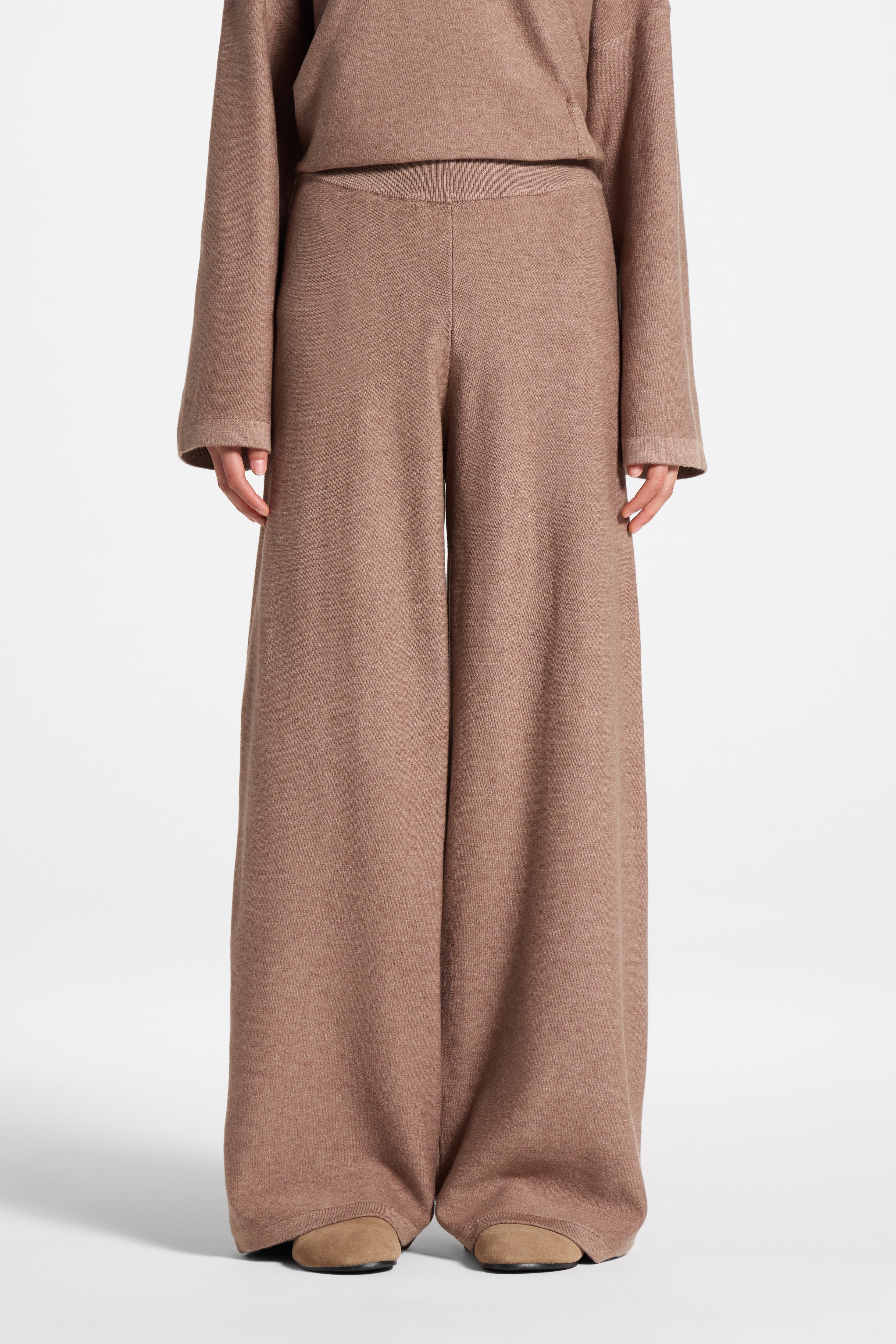 Side Rouched Knit Top & Pants Set - Brown - Image 11