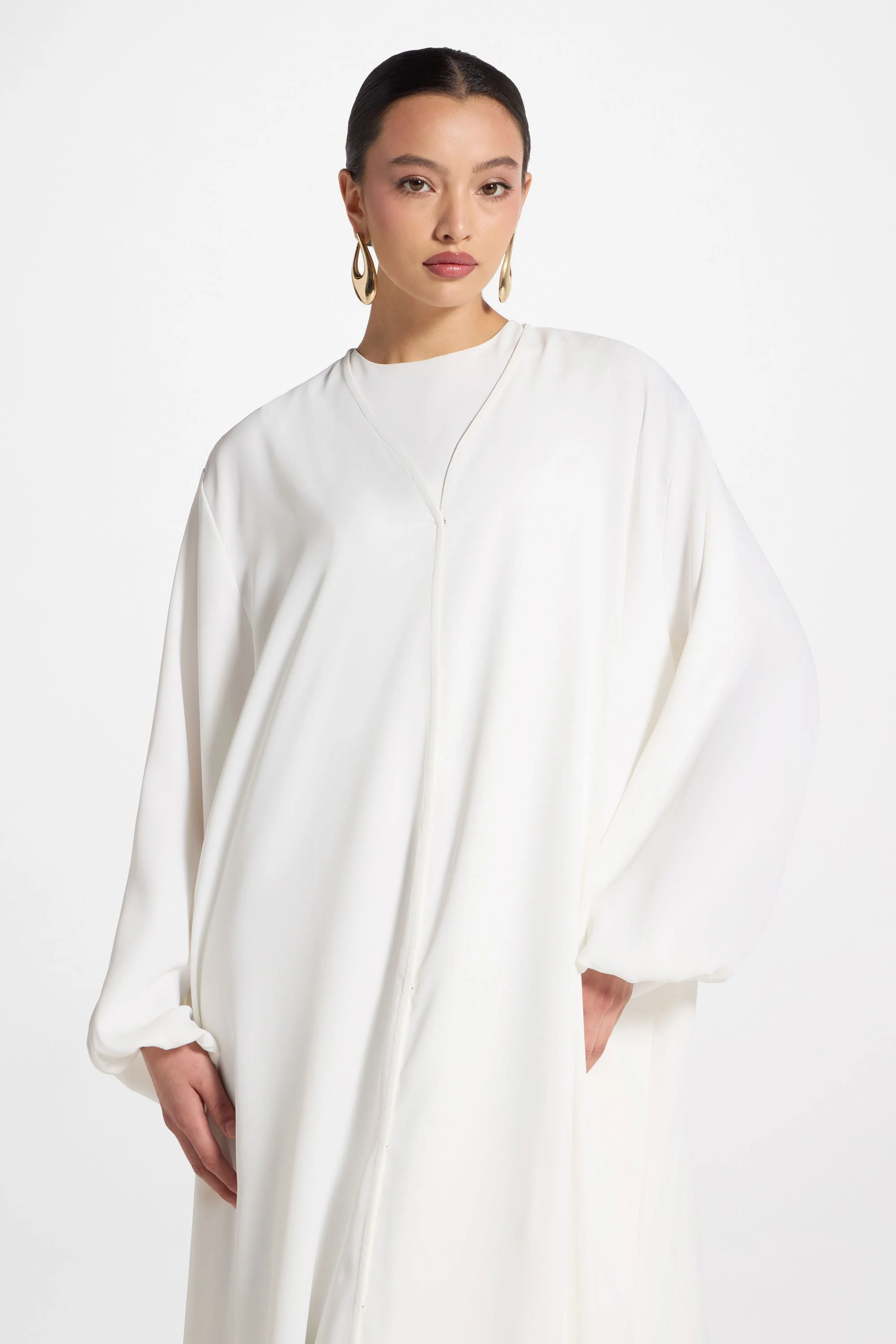 Signature Balloon Sleeve Open Abaya - White - Image 4