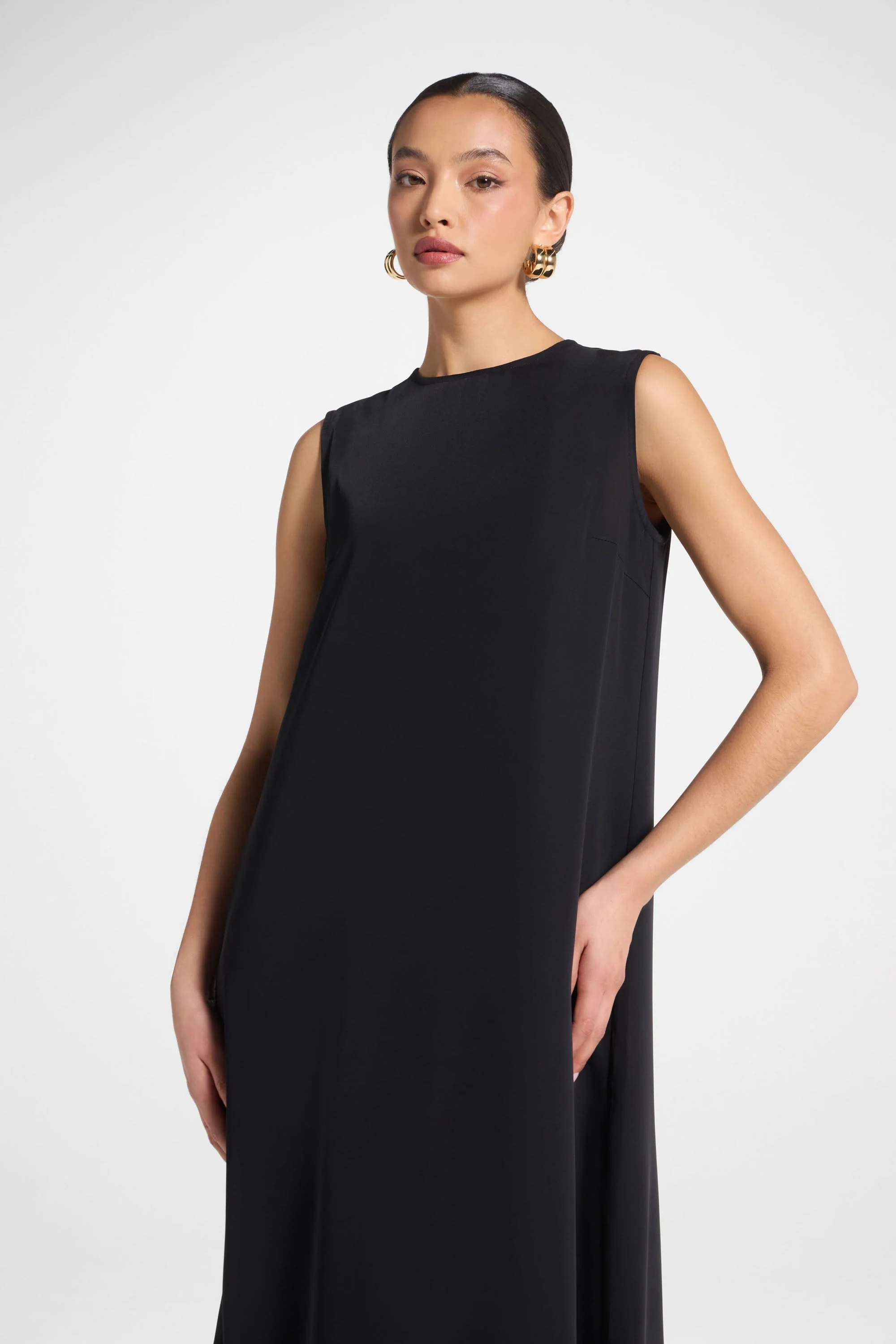 Signature Sleeveless Inner Maxi Dress - Black - Image 3