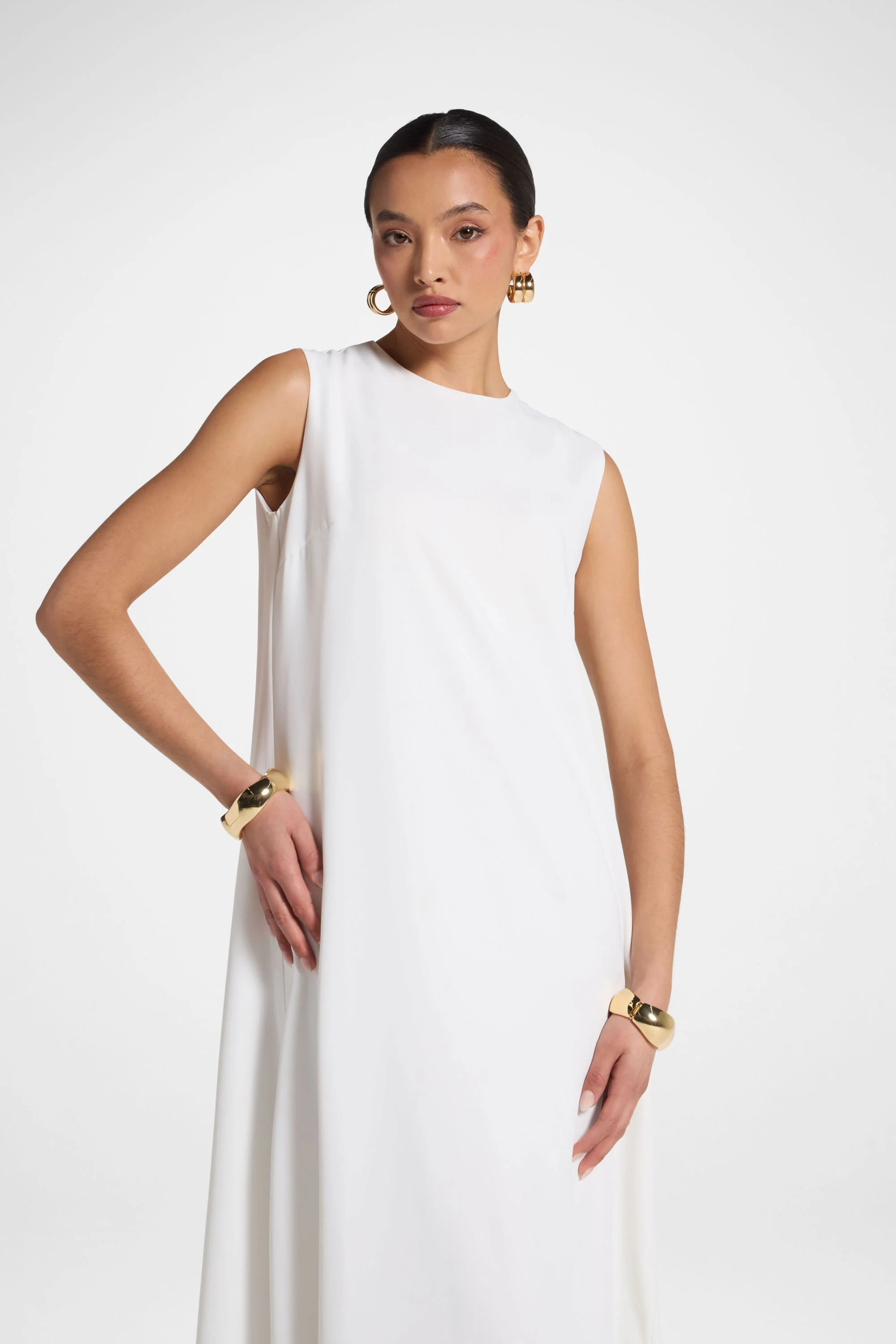 Signature Sleeveless Inner Maxi Dress - White - Image 4