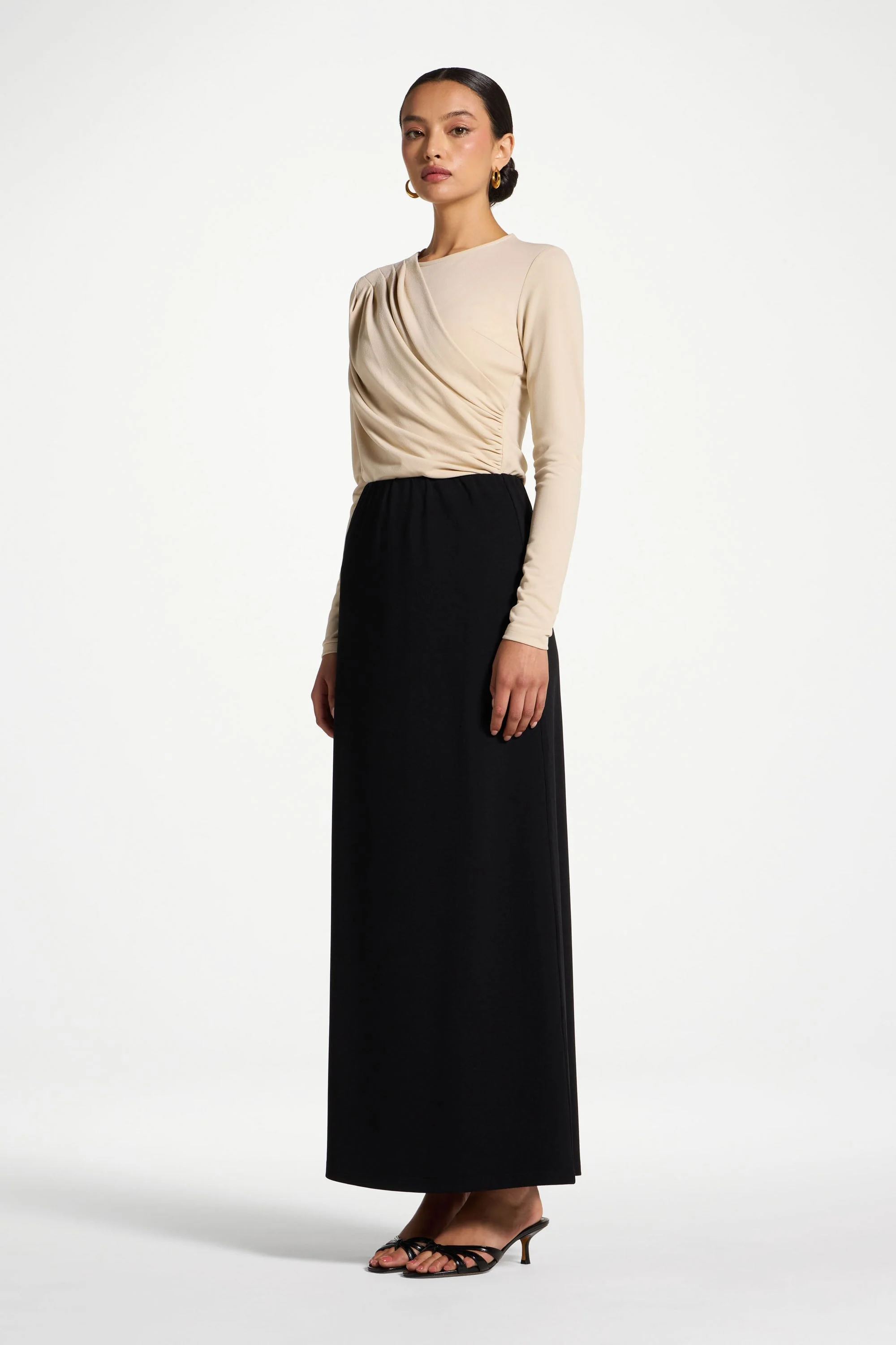 Signature Stretch Skirt - Black - Image 5