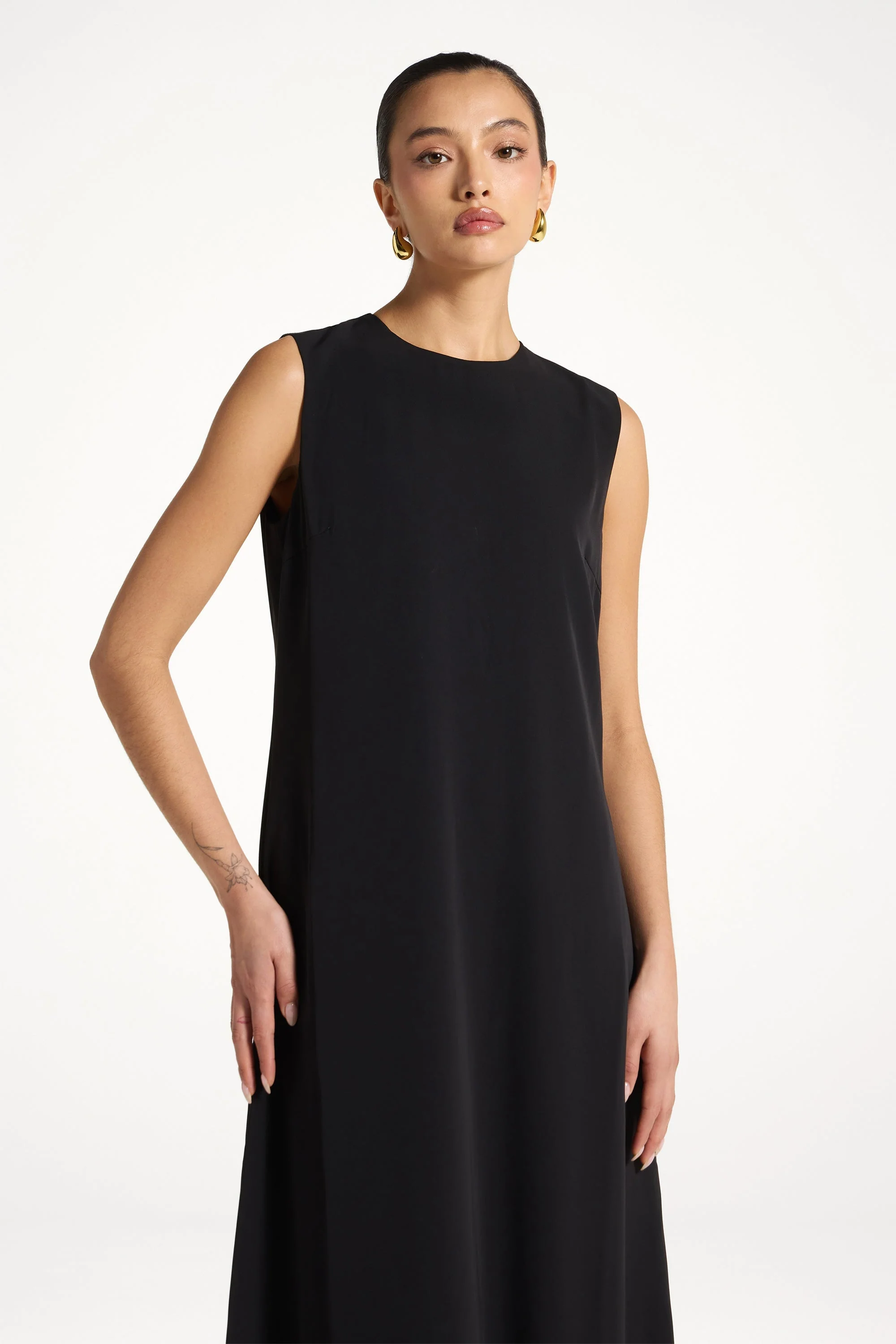 Sleeveless Maxi Dress - Black - Image 4