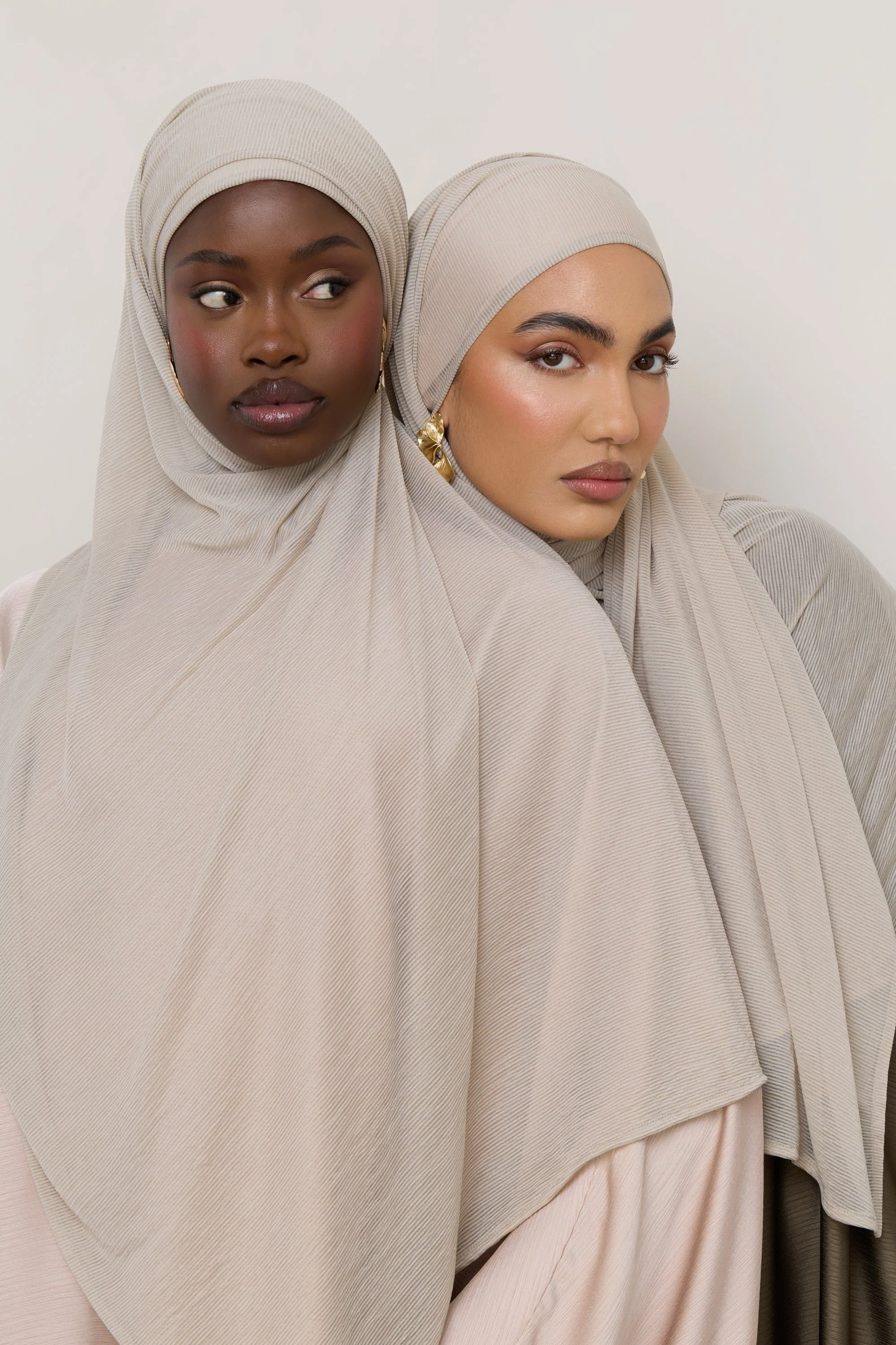 Stretch Stripe Hijab - Cloud - Image 6