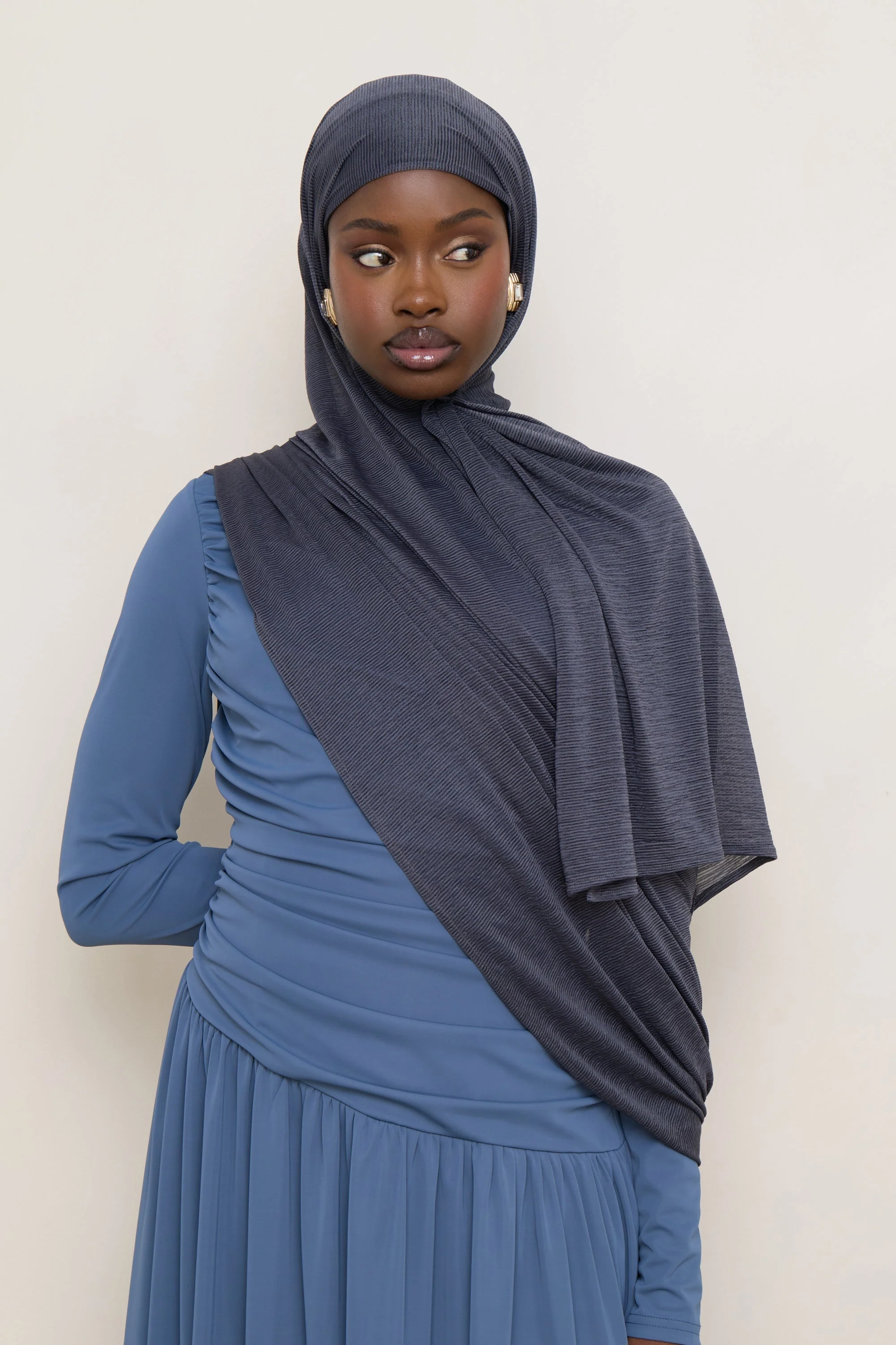Stretch Stripe Hijab - Dark Denim - Image 3