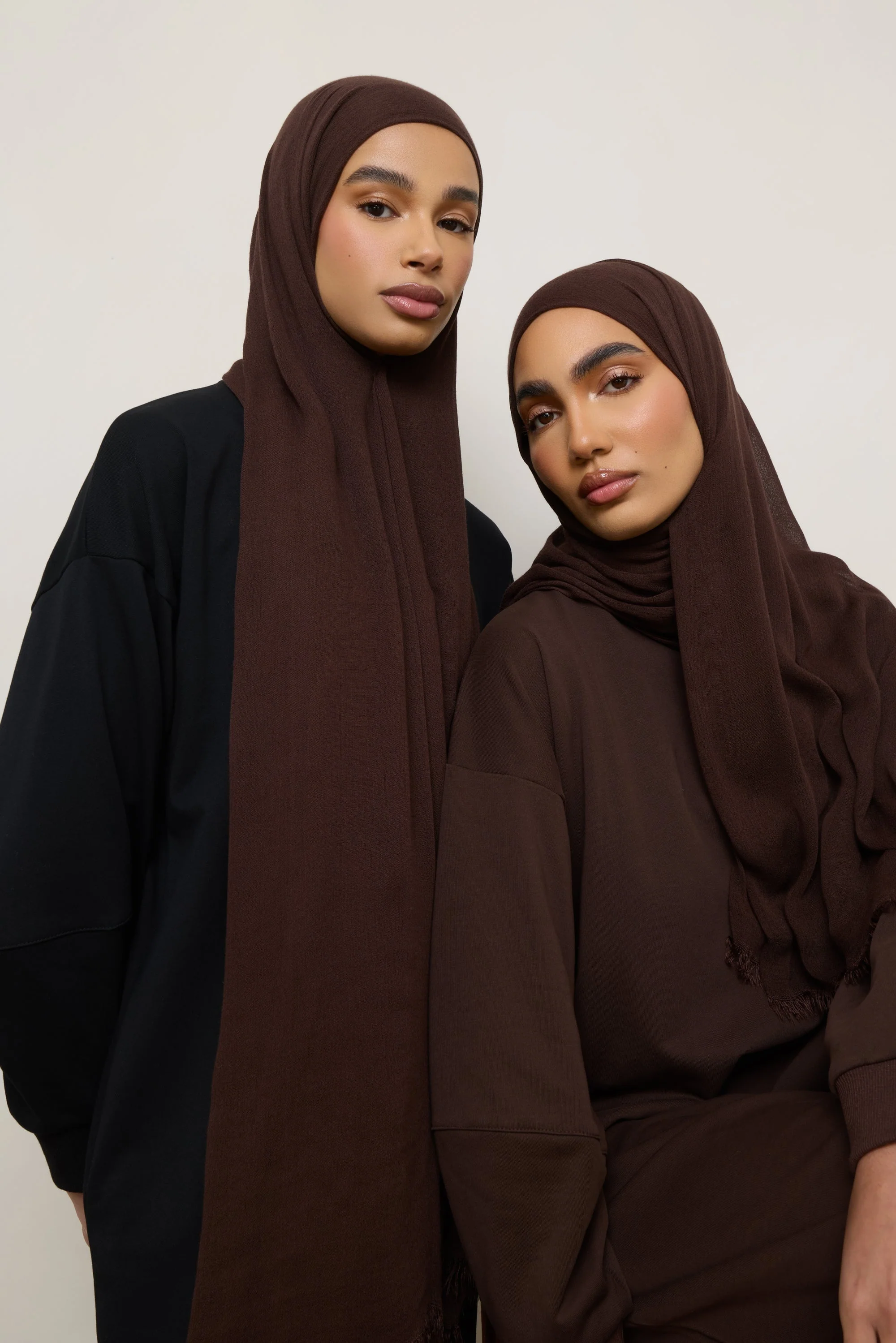 Modal Crinkle Hijab - Chocolate Truffle Fringe - Image 2