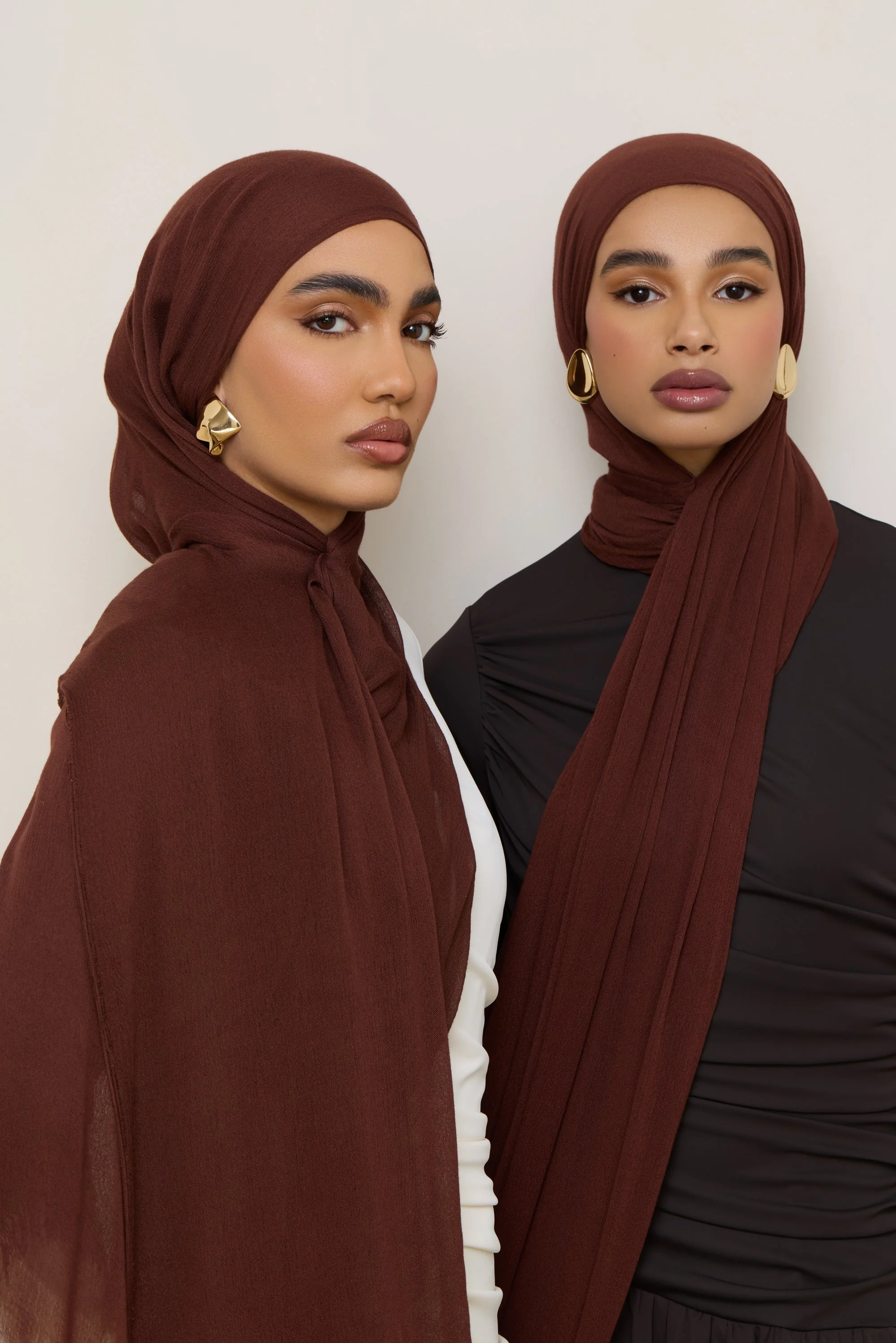 Modal Crinkle Hijab - Cocoa Fringe - Image 5