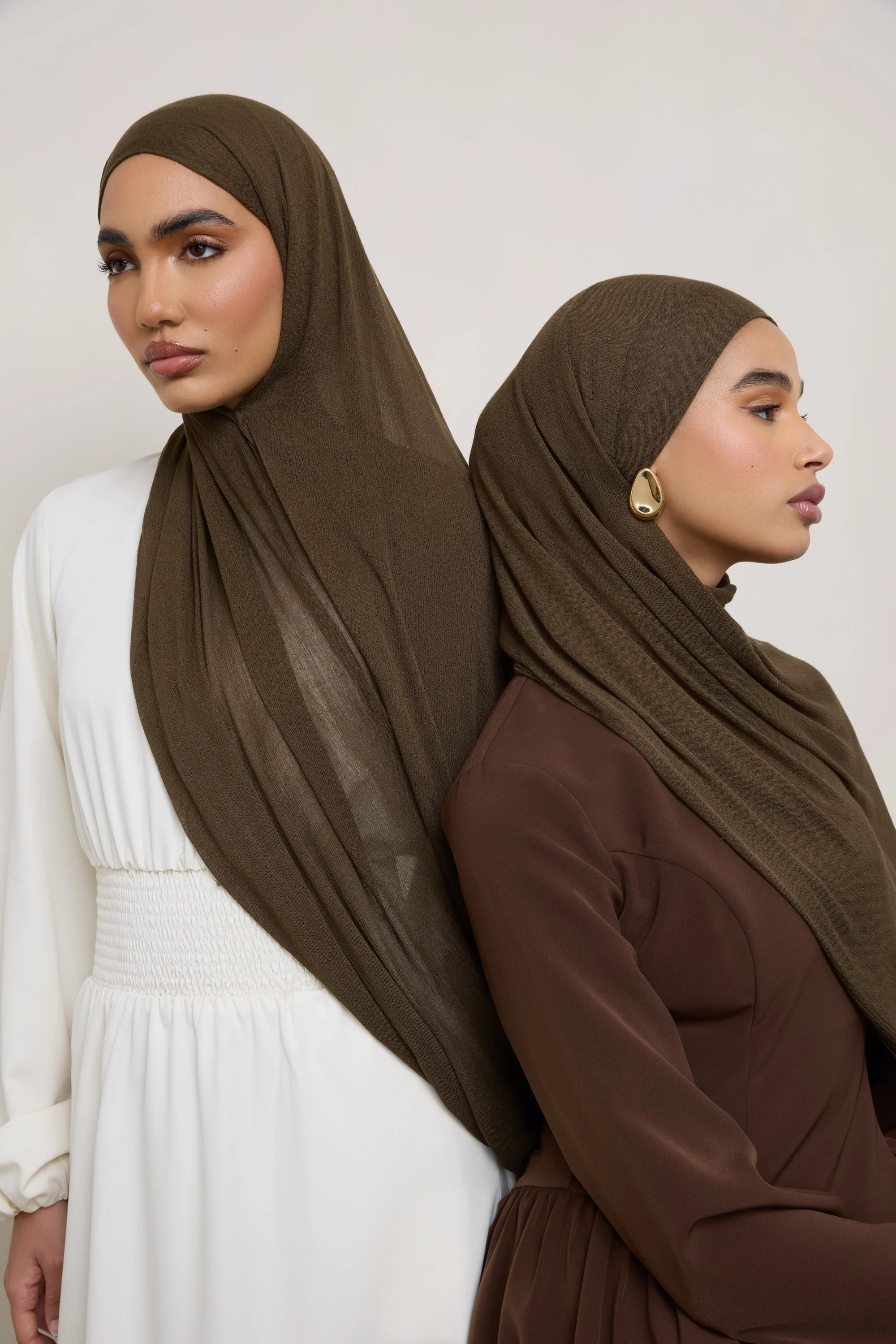 Modal Crinkle Hijab - Olive Fringe - Image 7